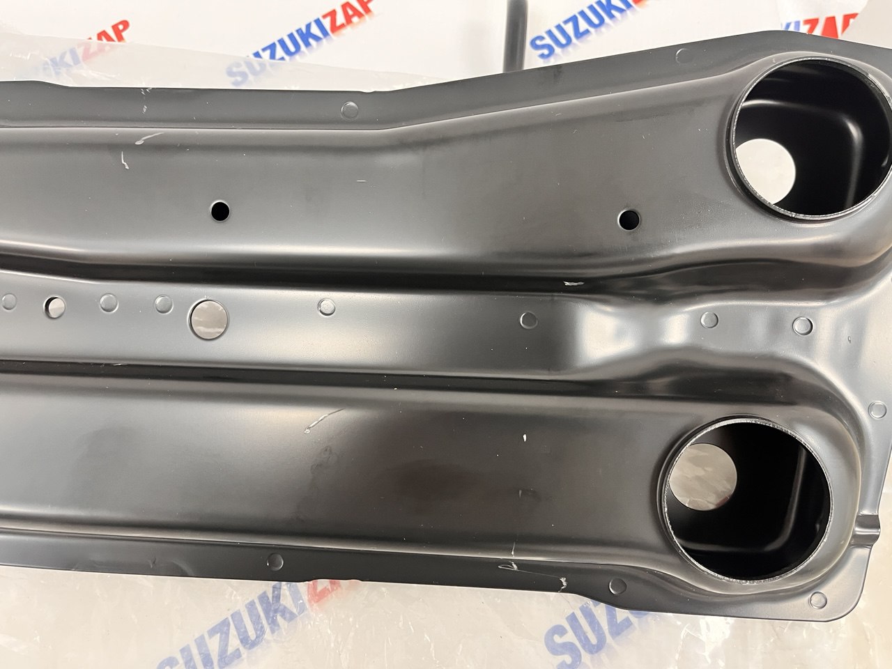 Траверса (балка поперечная) Suzuki Grand Vitara 2005-2015г.в. J20A Оригинал