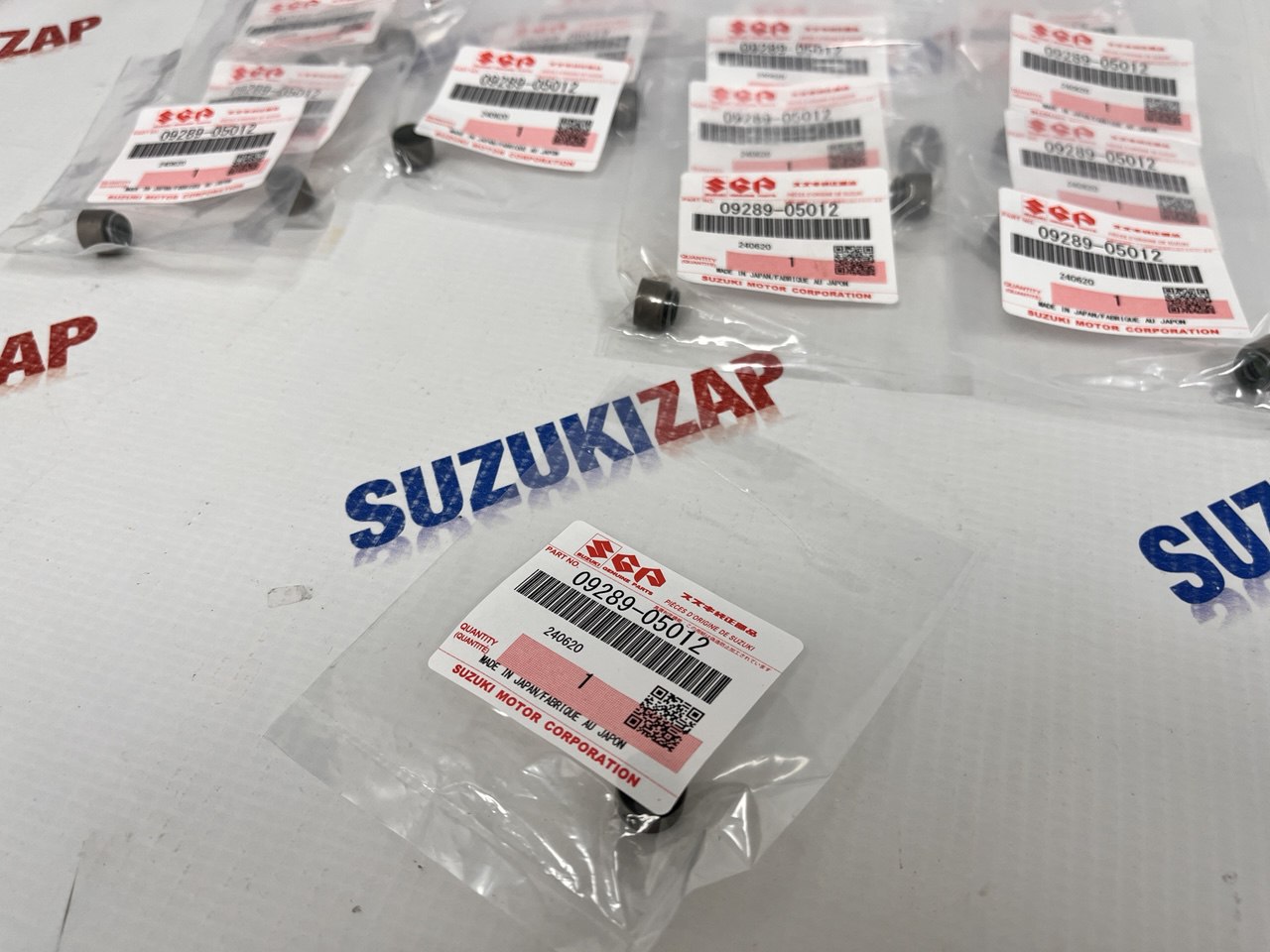 Комплект (МСК) маслосъемных колпачков (16 шт.) Suzuki Grand Vitara 2008-2015г.в J24B