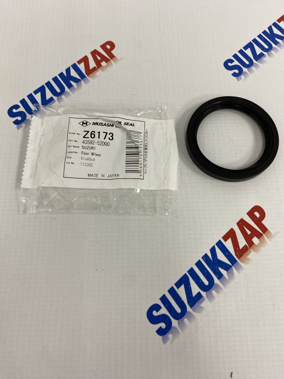 Сальник задней полуоси Suzuki Grand Vitara 1998-2005 г.в.H25A H27A