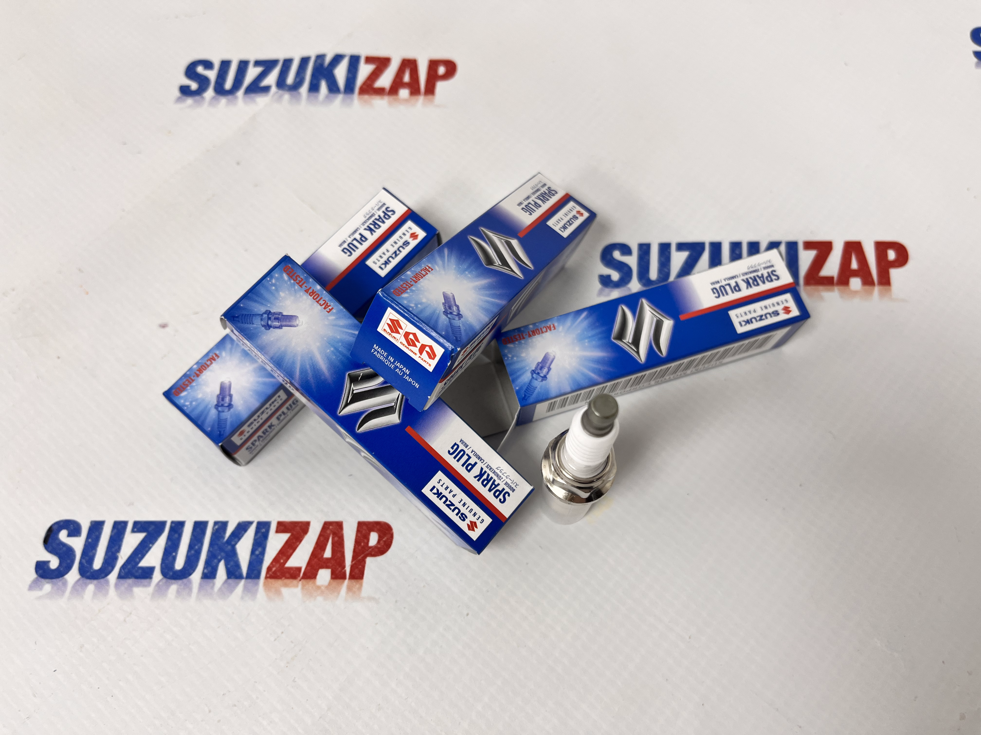 Свечи (комплект 4 шт.) Suzuki Grand Vitara 2005-2015г.в. J24B M16A оригинал